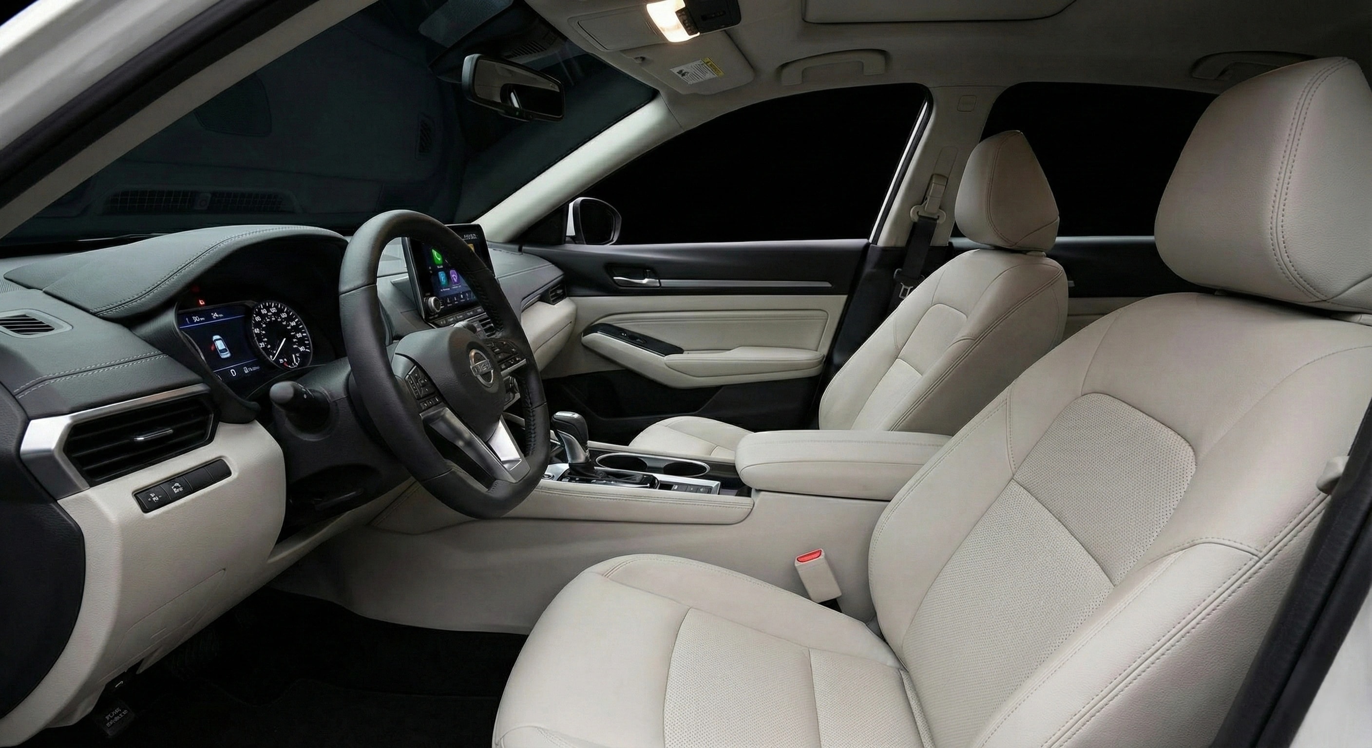 Nissan Altima Hover View